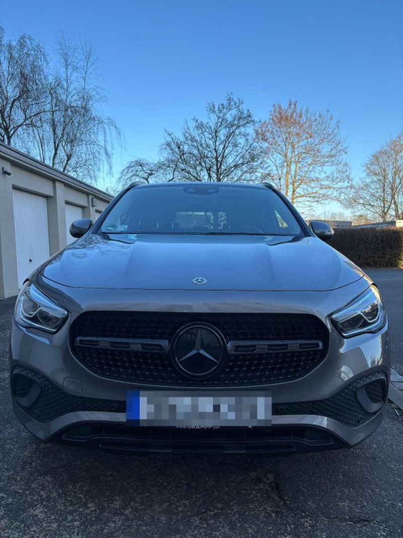 Mercedes-Benz GLA-Class