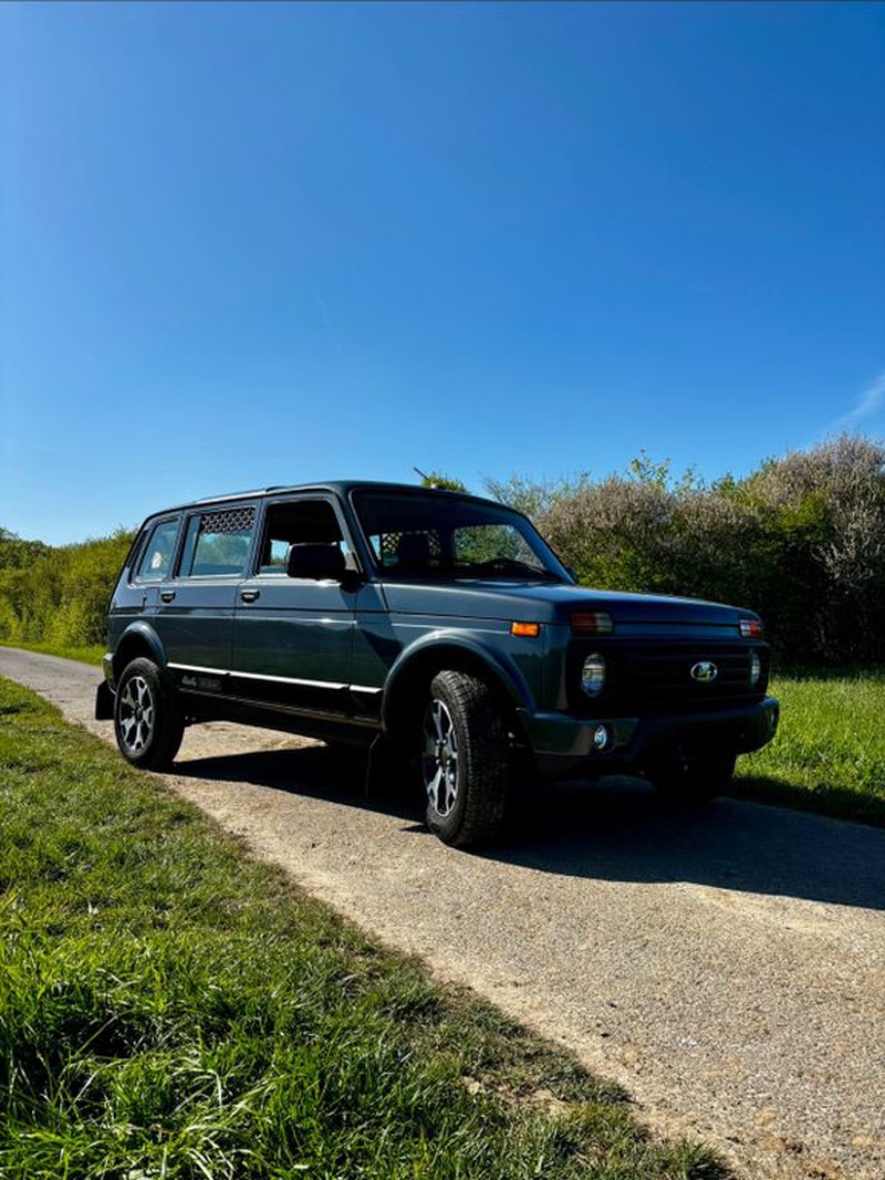 Lada Niva