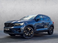 Volvo XC40 2025