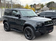 Land Rover Defender 2022