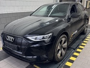 Audi e-tron 2022