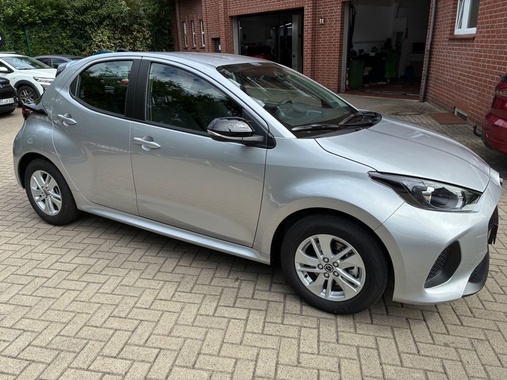 Mazda 2 2025