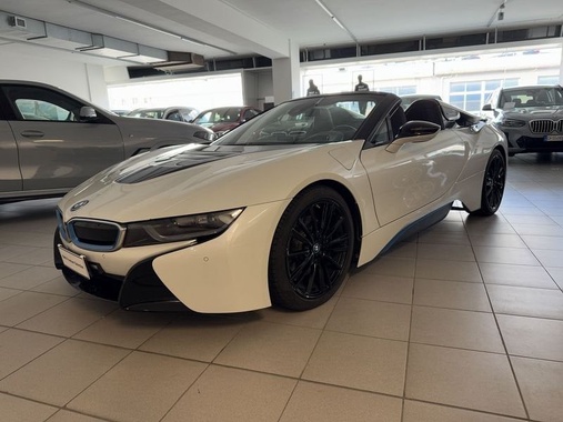 BMW i8 2020