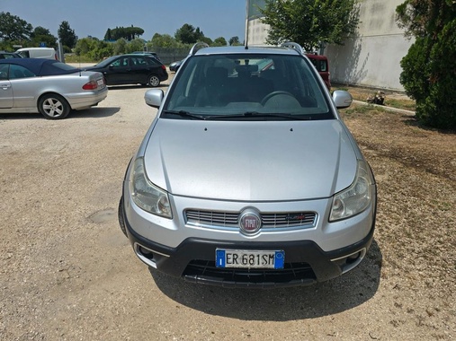 Fiat Sedici 2013