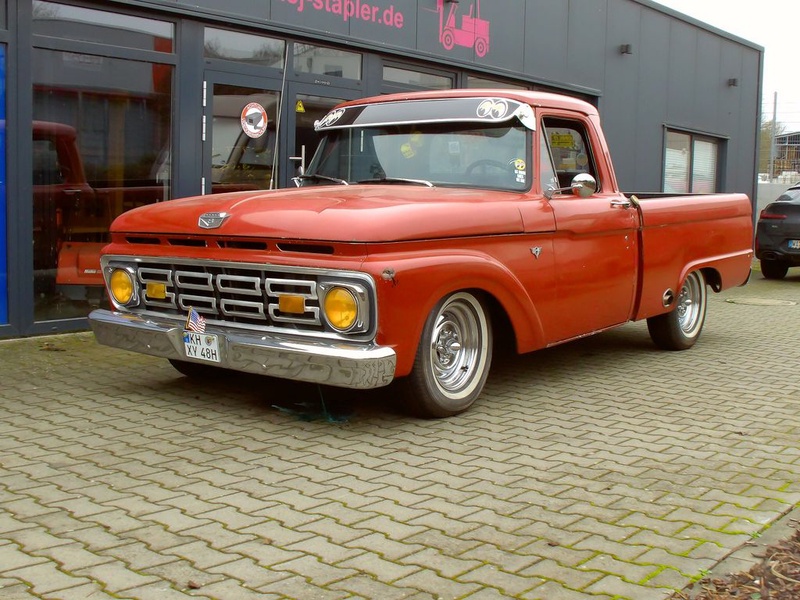 Ford F 100