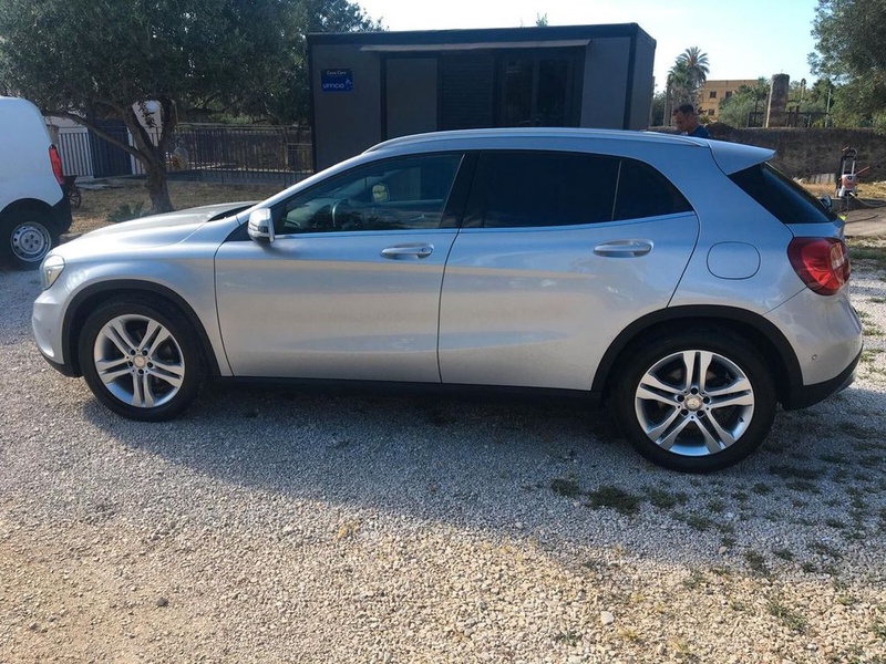 Mercedes-Benz GLA-Class