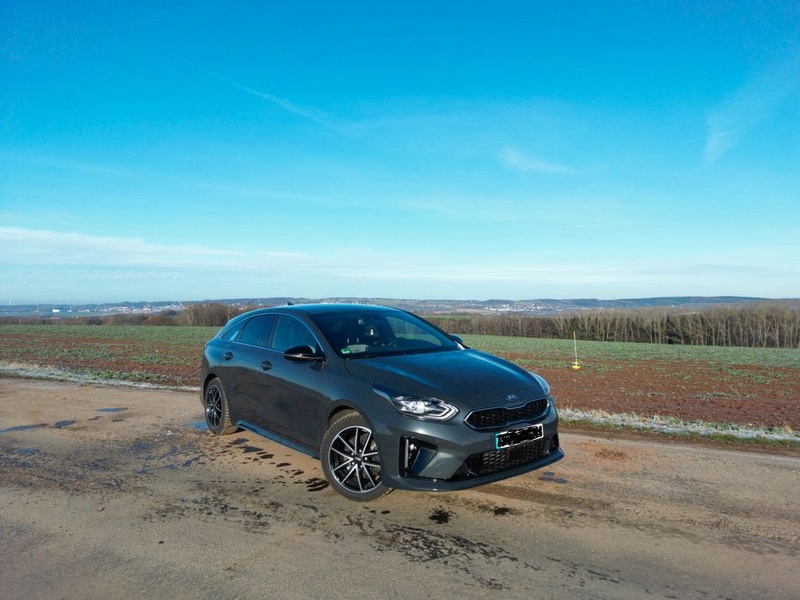 Kia pro cee'd / ProCeed