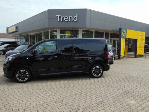 Opel Zafira 2022