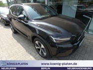 Volvo XC40 2025