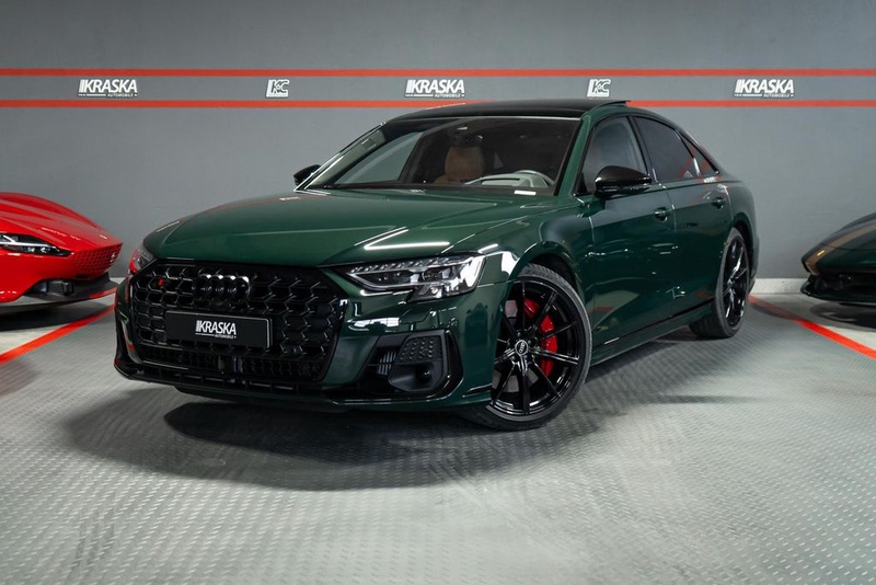 Audi S8