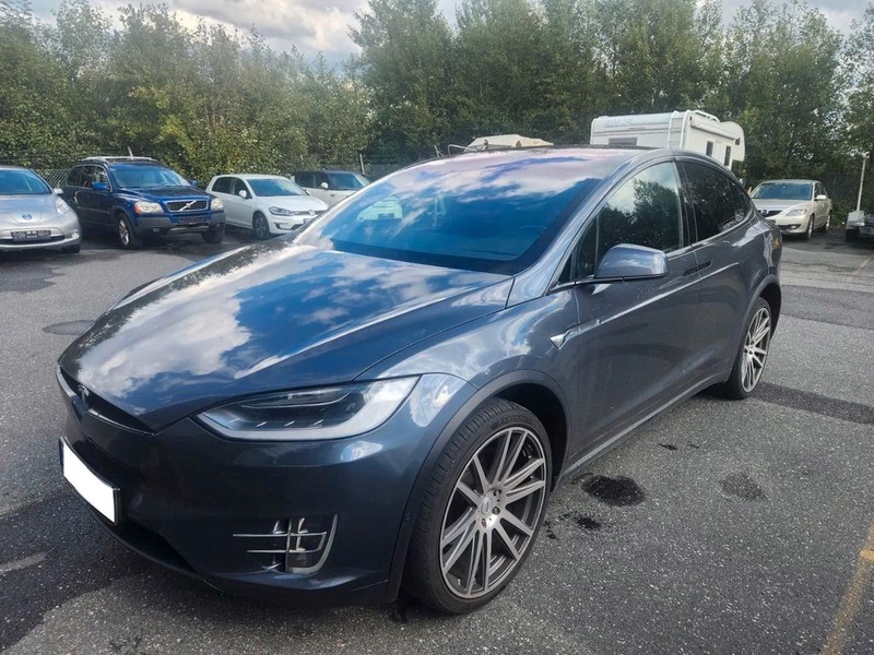 Tesla Model X