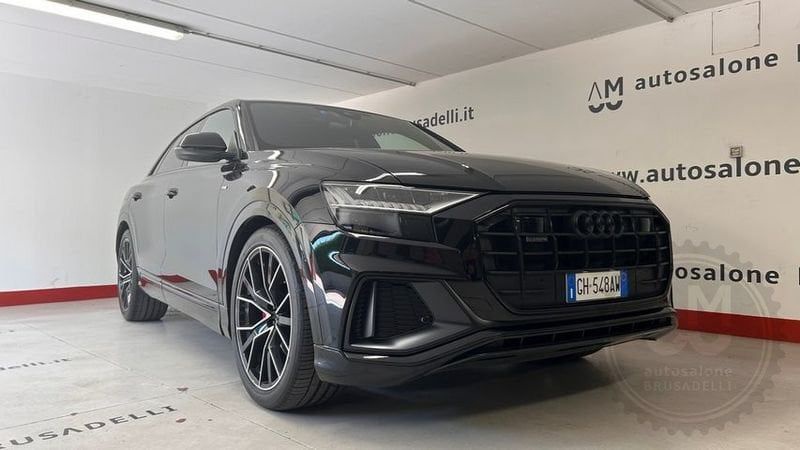 Audi Q8