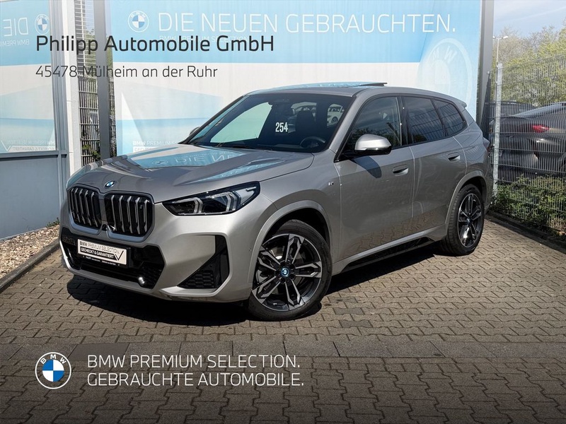BMW iX1