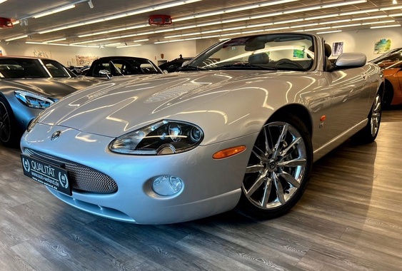 Jaguar XKR 2005