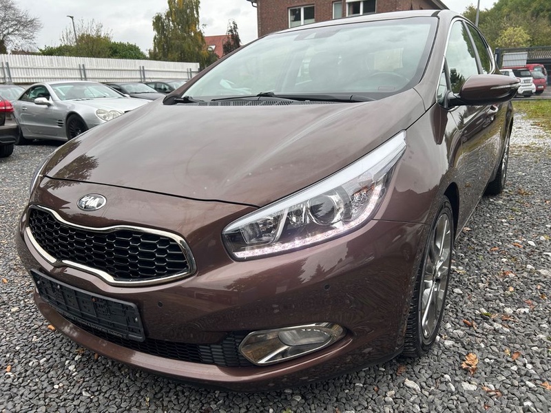 Kia cee'd / Ceed