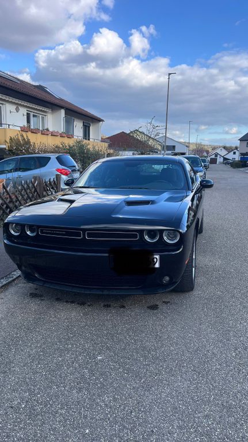 Dodge Challenger