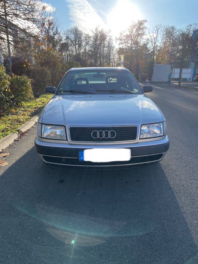 Audi 100