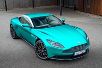Aston Martin DB11 2021