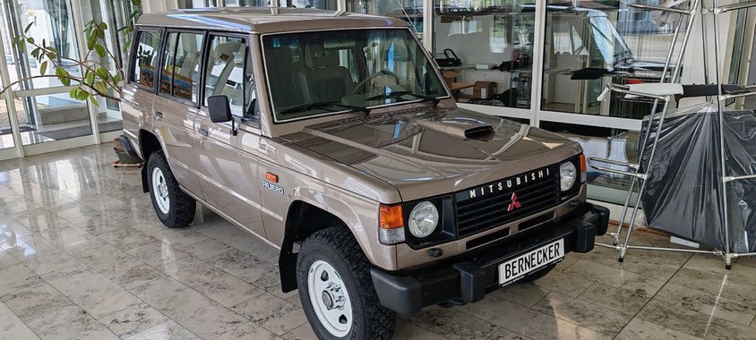 Mitsubishi Pajero 1992