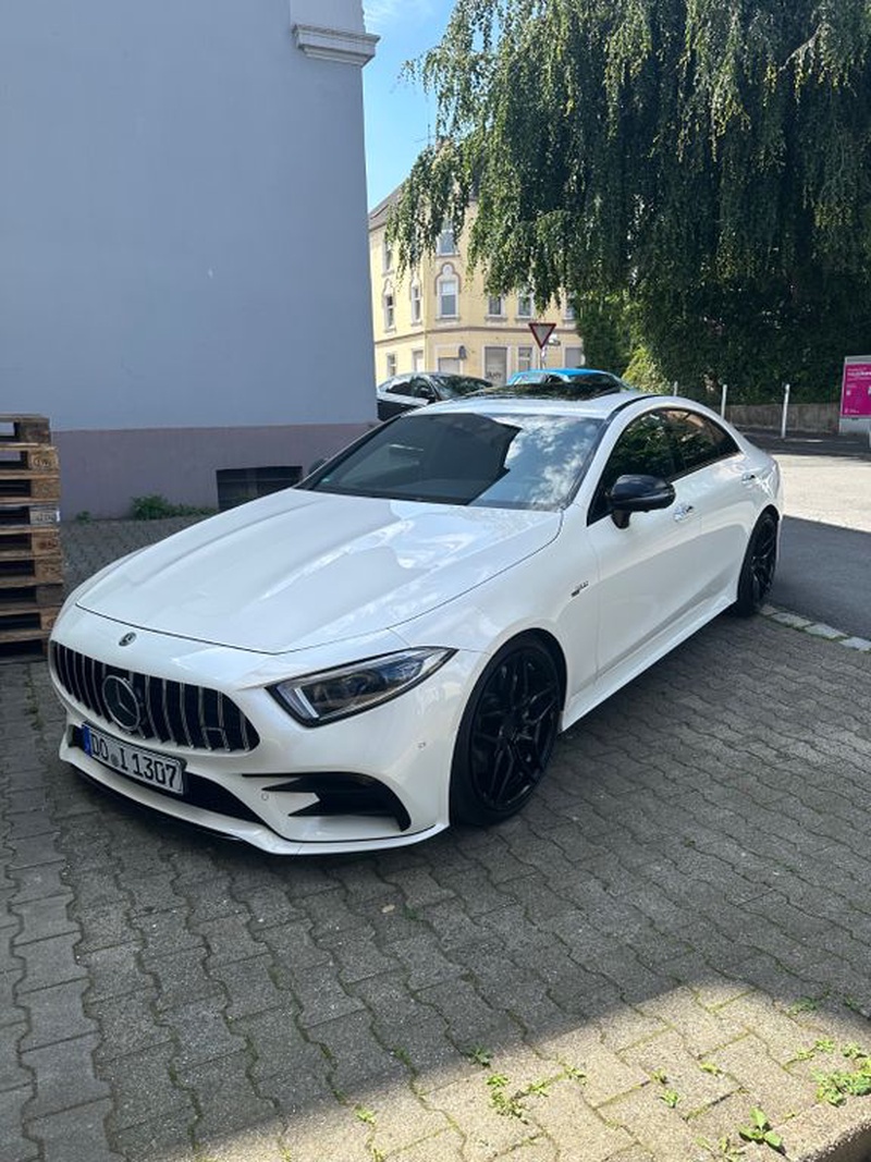 Mercedes-Benz CLS-Class