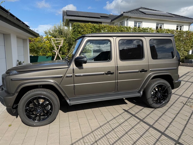 Mercedes-Benz G-Class