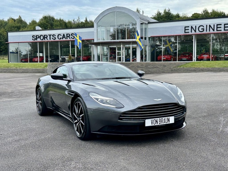 Aston Martin DB11