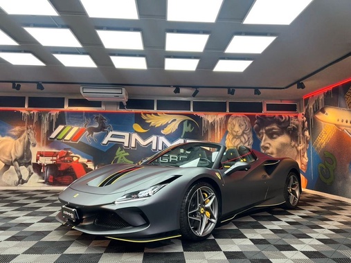 Ferrari F8 2022