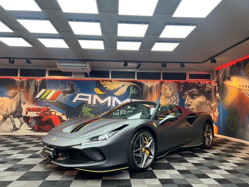 Ferrari F8