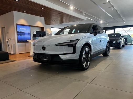 Volvo EX30 2024