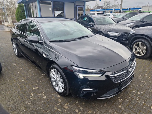 Opel Insignia 2021