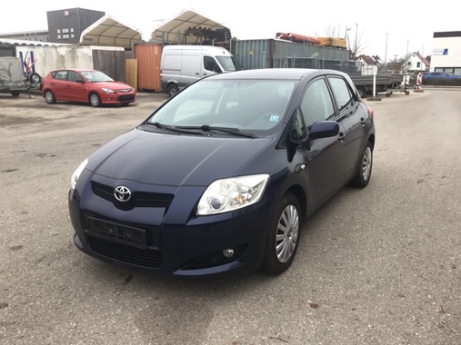 Toyota Auris 2010