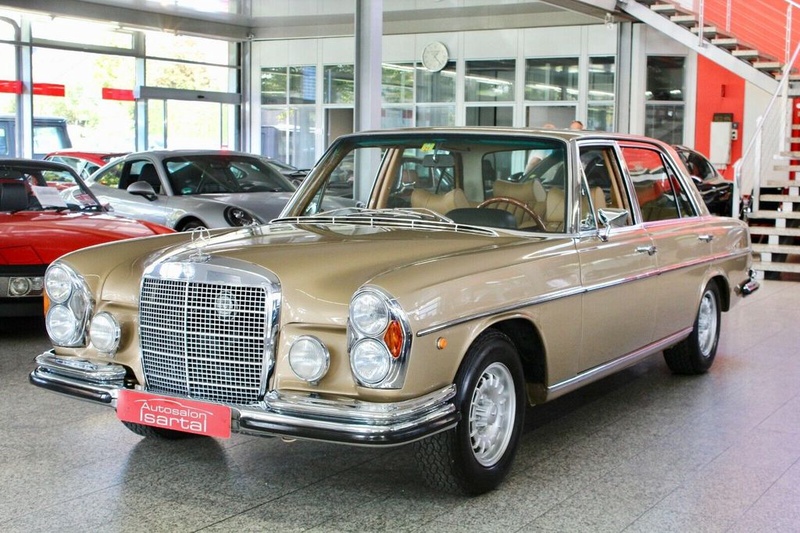 Mercedes-Benz 300