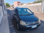 Toyota Yaris 2000