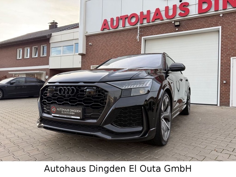 Audi RSQ8