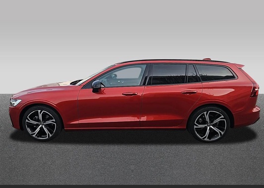 Volvo V60 2025