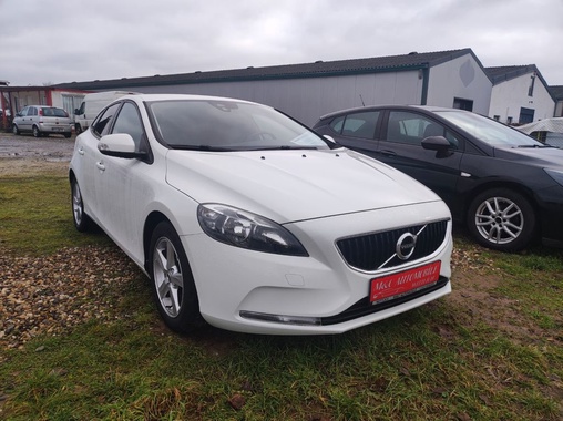Volvo V40 2019
