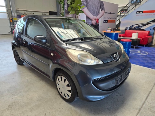 Peugeot 107 2006