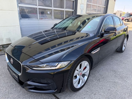 Jaguar XE 2020