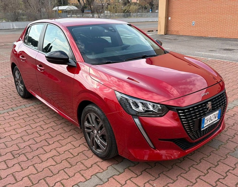 Peugeot 208