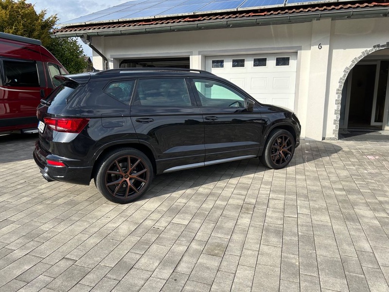 Cupra Ateca