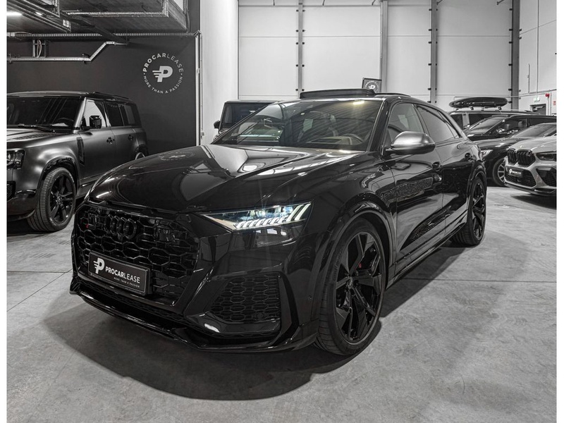Audi RSQ8