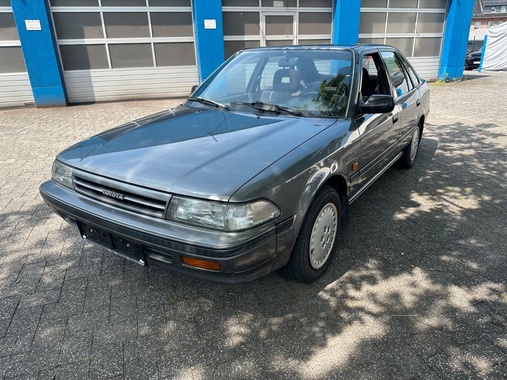Toyota Carina 1989
