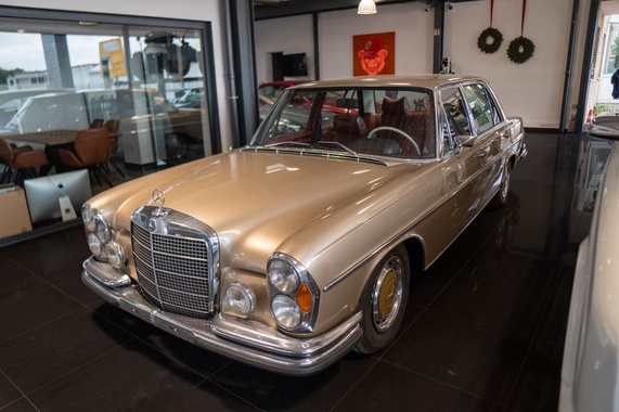 Mercedes-Benz 300 1970