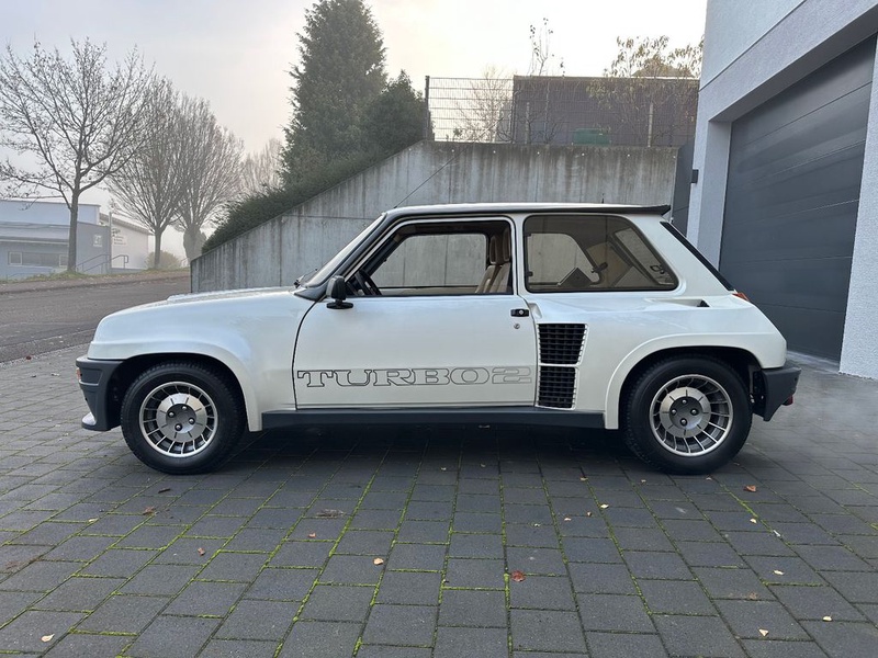 Renault R 5