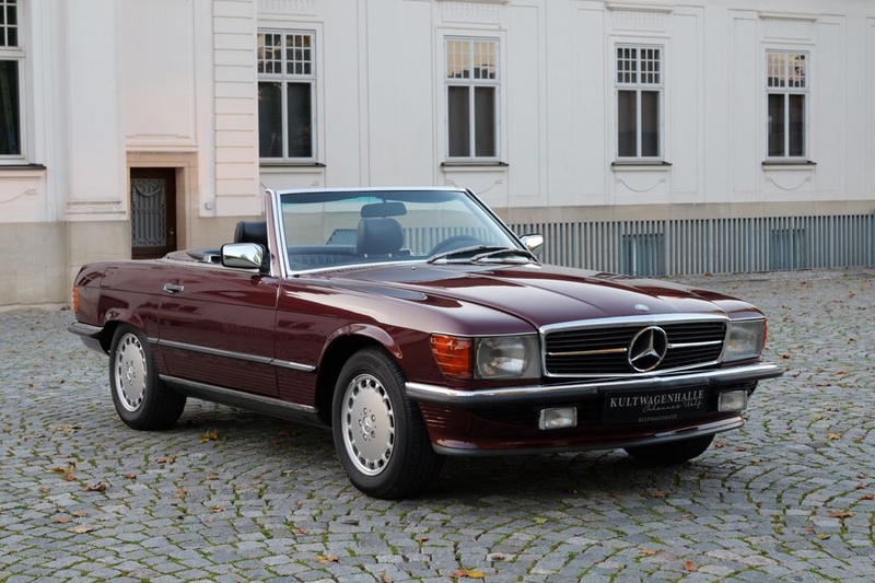 Mercedes-Benz 300