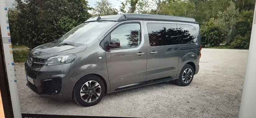 Opel Zafira 2023