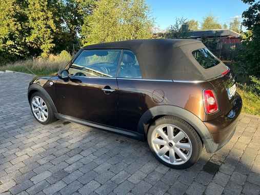 MINI Cabrio 2010