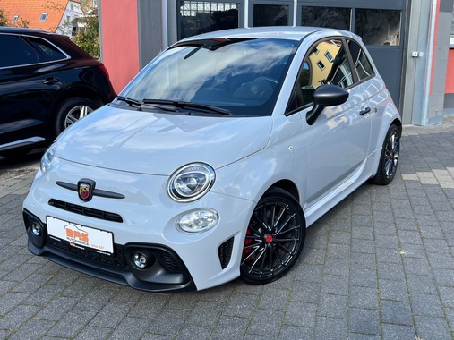 Abarth 695 2022