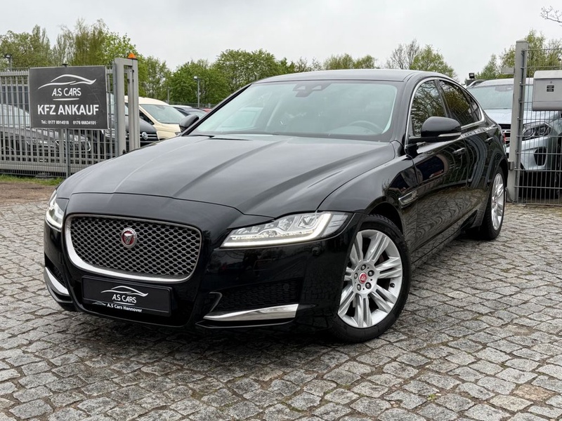 Jaguar XF