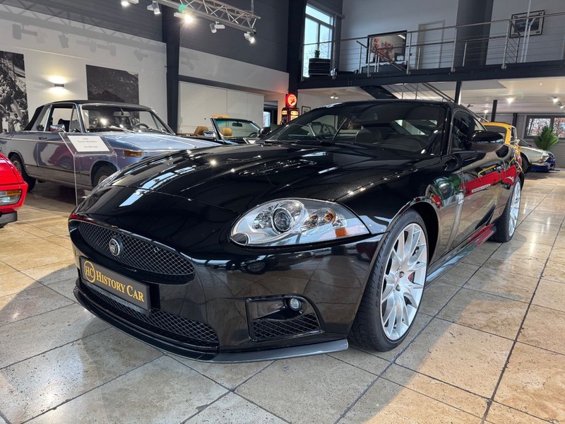 Jaguar XKR
